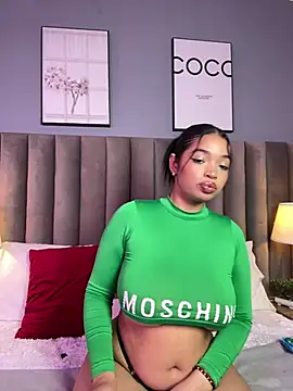 LilyFoox online show from May 2026 12:56:01 PM