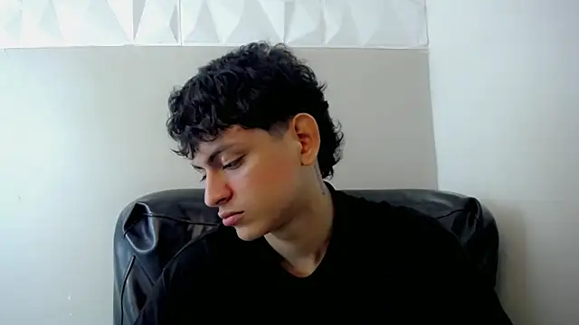 Yosepp cum online show from May 2026 03:25:02 AM