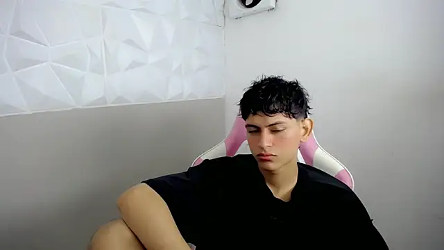 Yosepp cum online show from May 2026 04:17:01 AM
