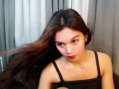 Snapshot of marie_castro chatting on May 2026 06:24:01 PM marie castro online show from May 2026 06:24:01 PM