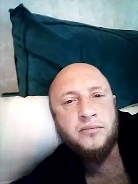 Yurka1935 online show from May 2026 04:43:01 AM