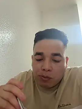 Oi-zuki online show from April 2026 12:52:02 AM