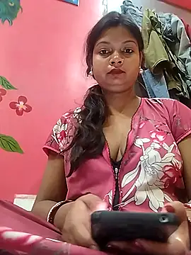 Simupaul001 online show from May 2026 09:45:02 PM