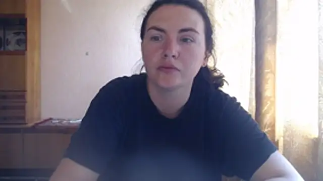 Snapshot of AlinaxJames chatting on June 2026 11:52:01 AM AlinaxJames online show from June 2026 11:52:01 AM