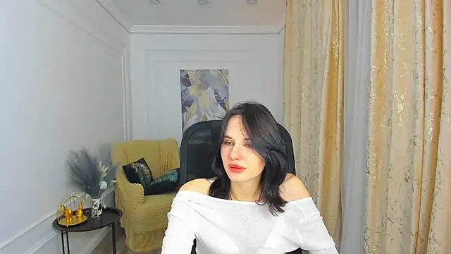 AlicePertim online show from June 2026 07:58:02 PM