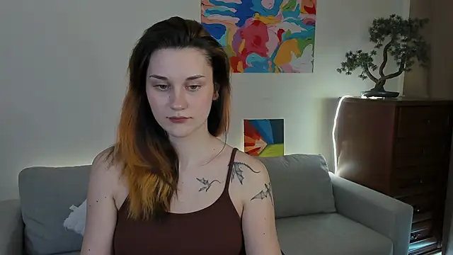 elani lune online show from April 2026 03:53:01 PM