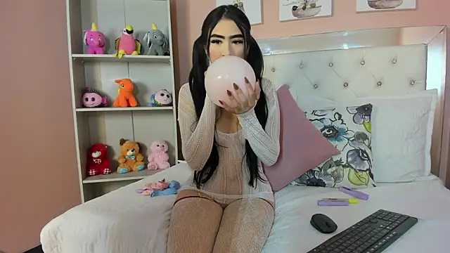 Amber Rosen online show from May 2026 02:57:02 PM
