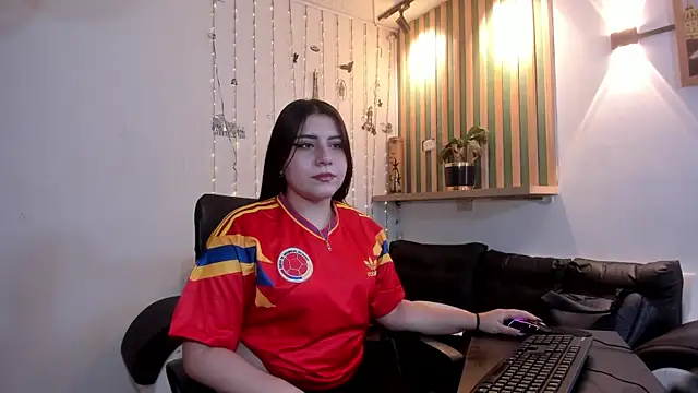 Snapshot of fernanda_mp2 chatting on July 2026 03:05:02 PM fernanda mp2 online show from July 2026 03:05:02 PM