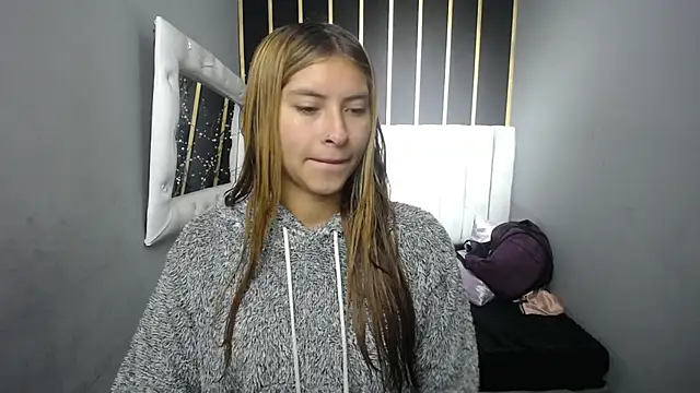 Snapshot of nancy_blonde chatting on June 2026 01:02:01 PM nancy blonde online show from June 2026 01:02:01 PM