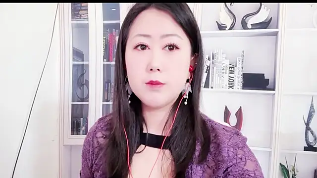 LXU9 online show from May 2026 02:50:02 AM