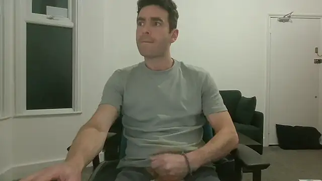 Snapshot of frenchbdmaninlondon chatting on April 2026 09:10:02 PM frenchbdmaninlondon online show from April 2026 09:10:02 PM