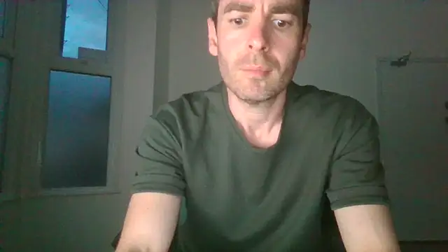 Snapshot of frenchbdmaninlondon chatting on May 2026 07:52:01 PM frenchbdmaninlondon online show from May 2026 07:52:01 PM