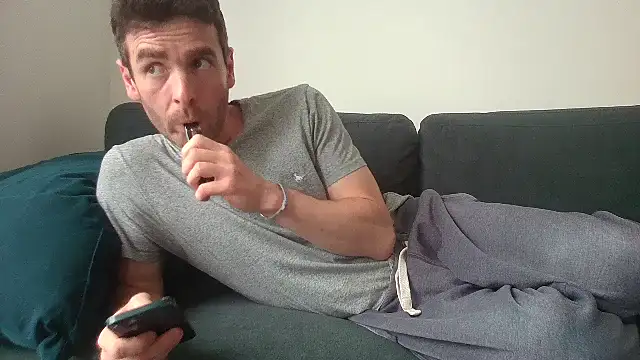 Snapshot of frenchbdmaninlondon chatting on June 2026 01:25:02 PM frenchbdmaninlondon online show from June 2026 01:25:02 PM