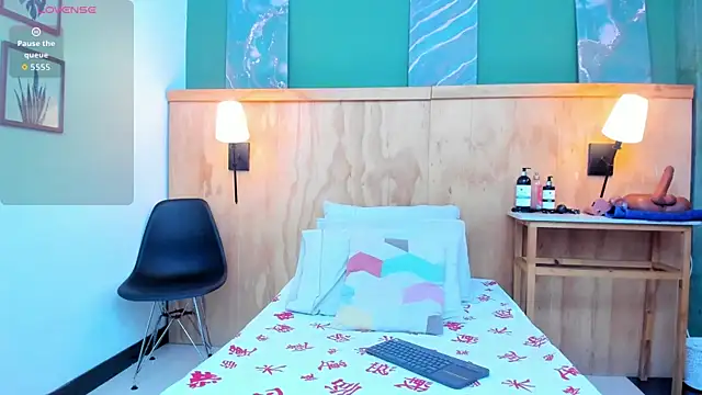 Snapshot of vailoetharris chatting on July 2026 11:56:02 AM vailoetharris online show from July 2026 11:56:02 AM