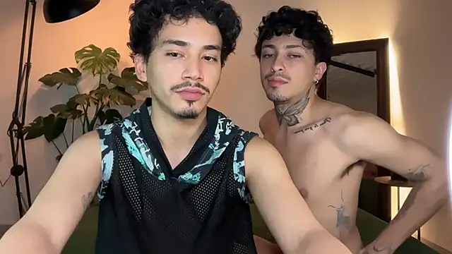 Noah and Steven online show from May 2026 11:32:01 PM