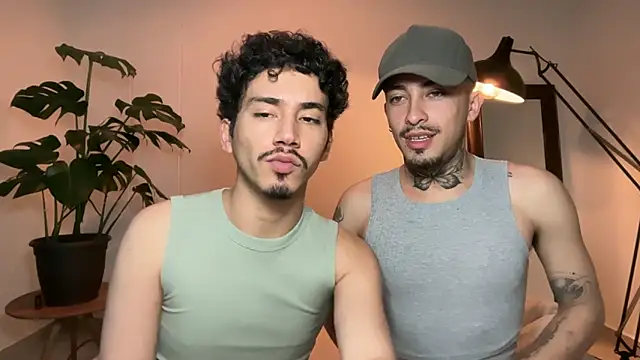 Snapshot of Noah_and_Steven chatting on June 2026 02:32:01 PM Noah and Steven online show from June 2026 02:32:01 PM