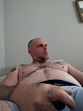 Snapshot of thatgoodmattgood chatting on May 2026 07:20:02 PM thatgoodmattgood online show from May 2026 07:20:02 PM