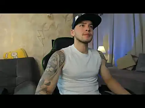 RONNY COLTON online show from April 2026 12:34:01 AM