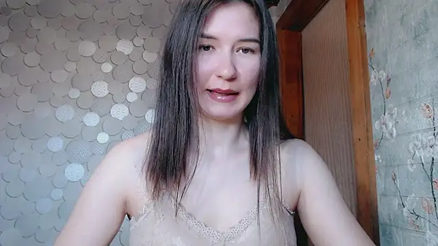 Kimberley Gillian online show from May 2026 04:42:02 AM