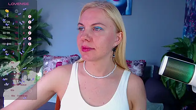 FromRussia online show from June 2026 01:37:01 AM