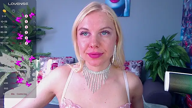 FromRussia online show from July 2026 01:33:01 AM