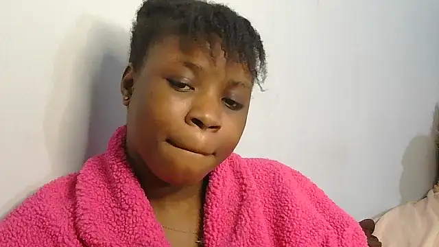 julianaa19 online show from July 2026 05:19:02 PM