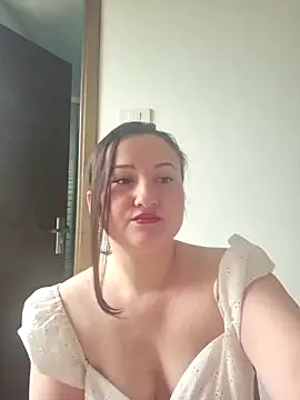 Snapshot of ClassySin chatting on May 2026 05:35:02 AM ClassySin online show from May 2026 05:35:02 AM