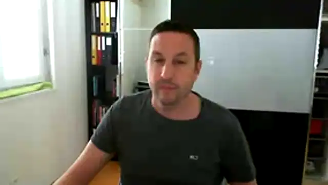 FeelFree88-ZH online show from April 2026 09:45:01 AM