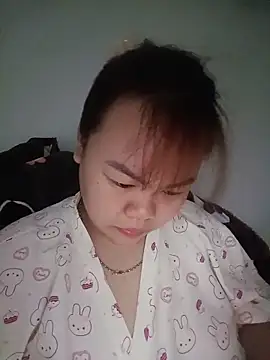 Truxcy1 online show from May 2026 12:39:01 AM