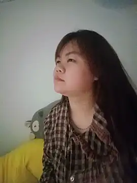 Truxcy1 online show from May 2026 01:56:01 AM