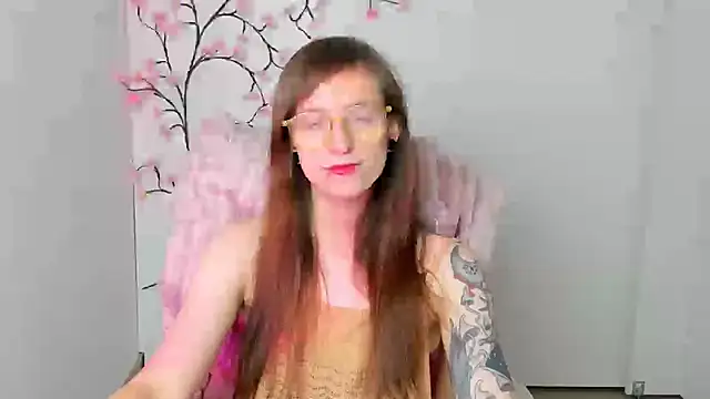 Luna Tantra online show from July 2026 03:36:02 PM