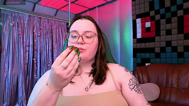 CatherineClaire online show from May 2026 04:35:01 PM