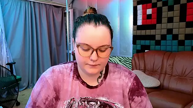 CatherineClaire online show from July 2026 04:16:01 PM
