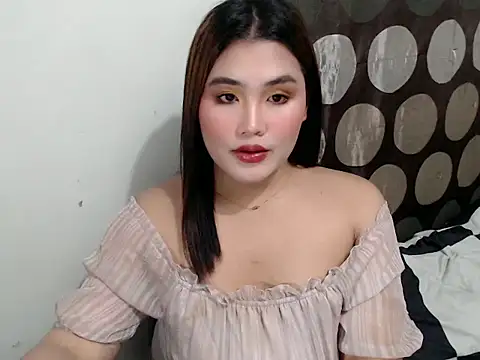 YourBaby Eva online show from April 2026 07:33:02 PM