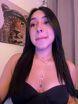 IsabellaNoir  online show from May 2026 11:12:01 PM