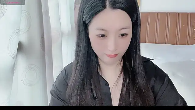 Snapshot of D-Misslu chatting on July 2026 04:17:02 AM D-Misslu online show from July 2026 04:17:02 AM