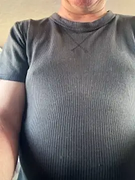 dadbod21 online show from May 2026 06:24:01 PM