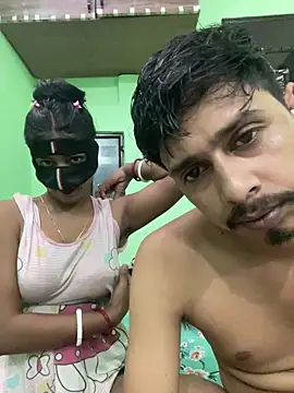 hot-couple-0 online show from June 2026 05:41:01 AM