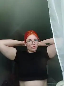 Snapshot of LoisFox chatting on June 2026 11:12:02 AM LoisFox online show from June 2026 11:12:02 AM