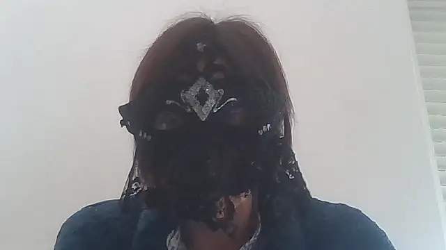 HelenTiAscolta online show from April 2026 02:36:02 PM