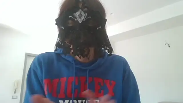 HelenTiAscolta online show from May 2026 03:19:02 PM