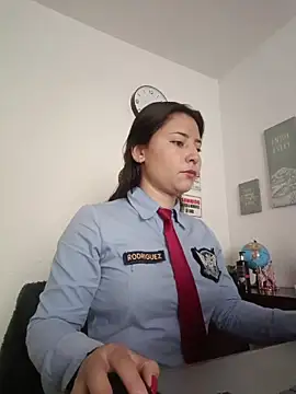 Queen linda1 online show from May 2026 12:10:01 PM