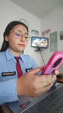 Queen linda1 online show from July 2026 01:40:02 PM