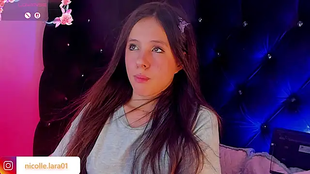 Snapshot of Kitty_rose01 chatting on June 2026 02:38:01 AM Kitty rose01 online show from June 2026 02:38:01 AM