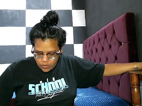 Valery-Khloe online show from July 2026 05:36:01 AM