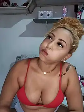 Snapshot of docinha_ chatting on July 2026 01:52:02 AM docinha online show from July 2026 01:52:02 AM