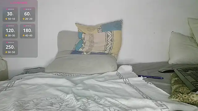 Snapshot of canarito18 chatting on May 2026 01:56:01 AM canarito18 online show from May 2026 01:56:01 AM