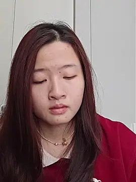 kerthwxtt online show from April 2026 07:59:01 PM