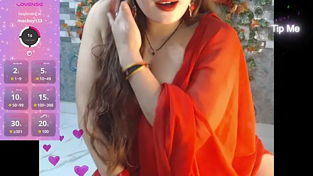 The Queen Arinaah online show from August 2026 03:32:02 PM