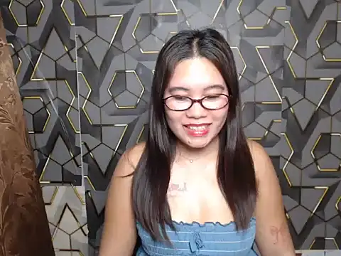 ur prettychelsie online show from June 2026 11:09:01 AM